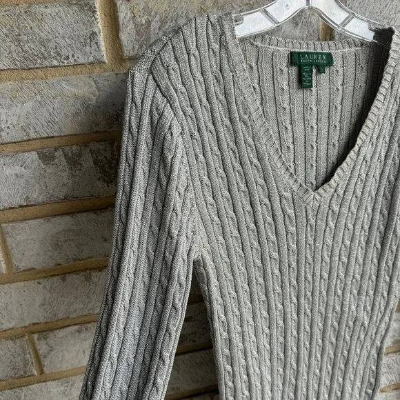 Ralph Lauren Gray V-Neck Sweater - Picture 4 of 6